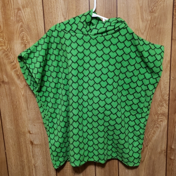 NWT Kids Dino Wearable  Blanket Green Hooded, Poncho, Costume, Cosplay - Picture 1 of 7